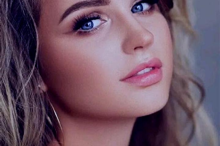 Lily, 33, a dark blonde blue-eyed caribbean companion based in Citarik. Offering Prostate Massage, Couples, Party Girl, A-Level. Available for incall and out...