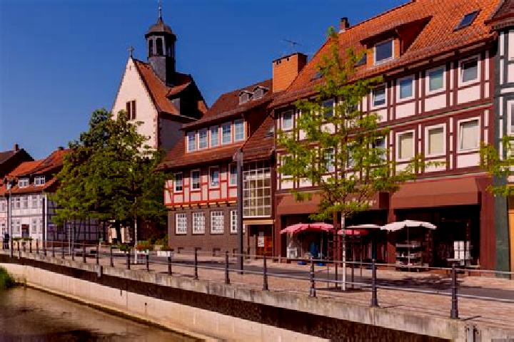 Lily, 33 — Escort in Bad Salzdetfurth, Germany