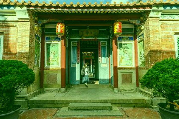 Lily, 33 — Escort in Dingjia, China