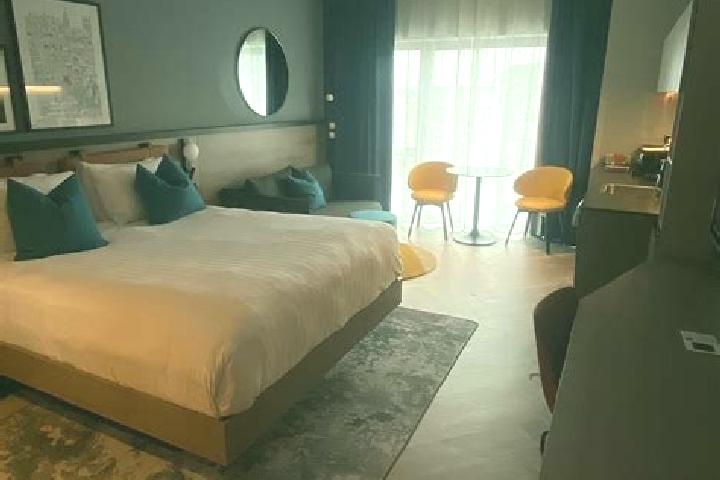 Lily, 33 — Escort in Greenhills, Ireland