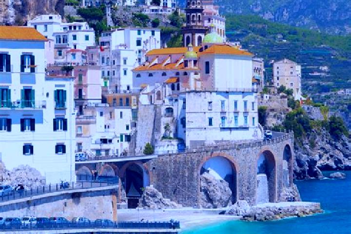 Lily, 33 — Escort in Pavia, Italy