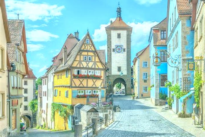 Lily, 33 — Escort in Schesslitz, Germany