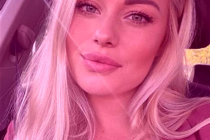 Lily, 34, a blonde hazel-eyed caucasian companion based in Wagenborgen. Offering Prostate Massage, Domination, Erotic Massage. Available for incall and outca...