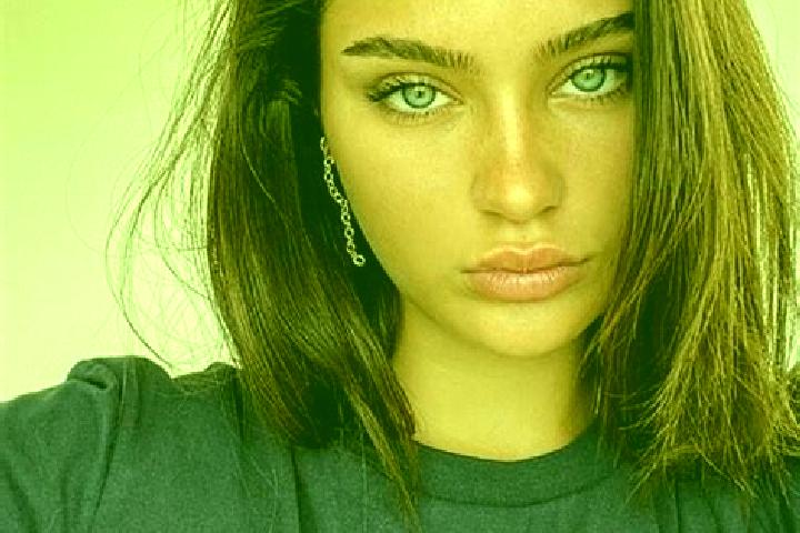 Lily, 34, a brunette dark-eyed indian companion based in Adsubia. Offering Erotic Massage, Tantra, Domination. Available for incall and outcall, overnight bo...