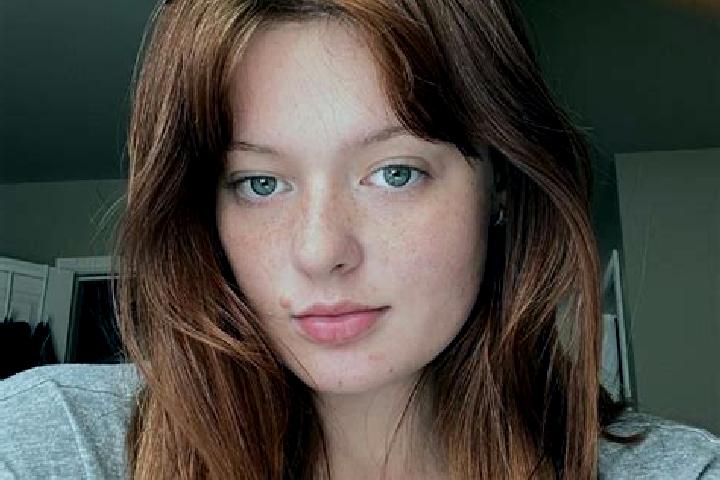 Lily, 34, a red dark-eyed caucasian companion based in Zirl. Offering Roleplay, OWO, Girlfriend Experience, Prostate Massage, Deep French Kissing. Available ...