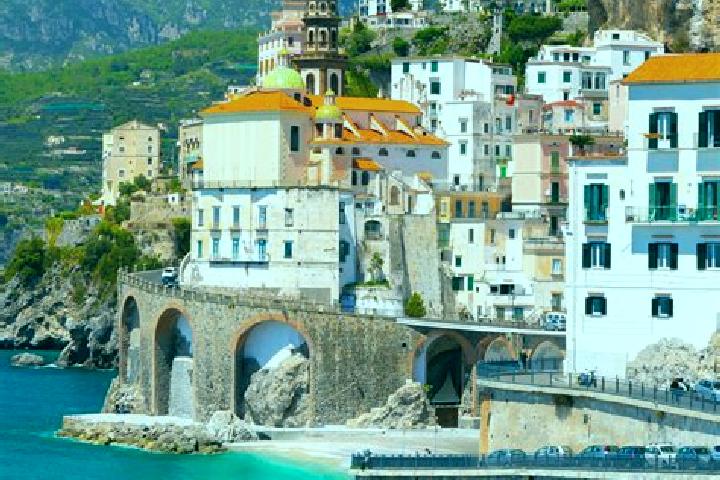 Lily, 34 — Escort in Bracca, Italy