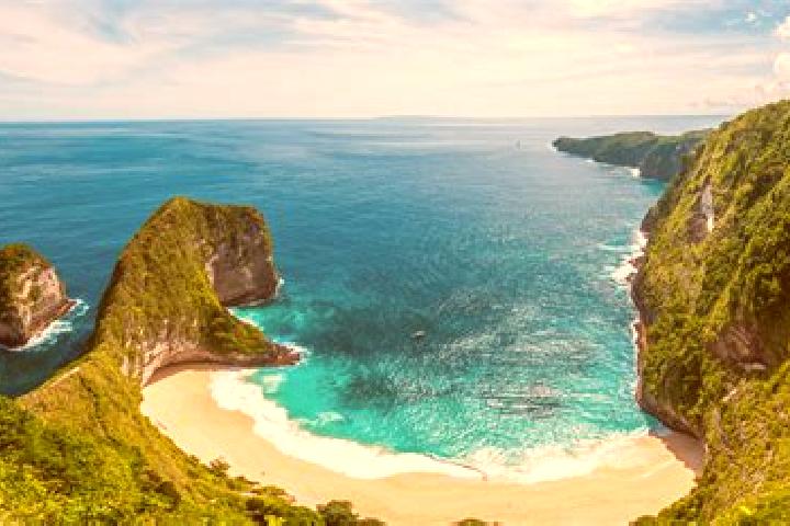 Lily, 34 — Escort in Cineumbeuy, Indonesia