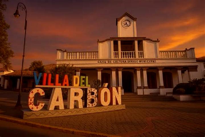 Lily, 34 — Escort in La Villa del Rosario, Venezuela