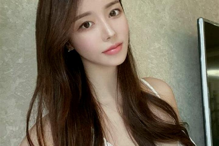 Lily, 34 — Escort in Malin, China