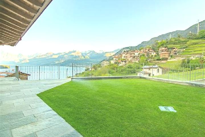 Lily, 34 — Escort in Pianello del Lario, Italy