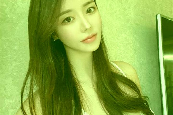 Lily, 34 — Escort in Xiaozhuangzi, China