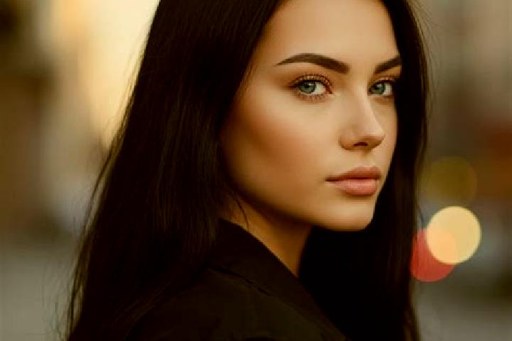 Lily, 35, a black blue-eyed latina companion based in Pohizra. Offering Erotic Massage, Dinner Date, Travel Companion. Available for incall and outcall, over...