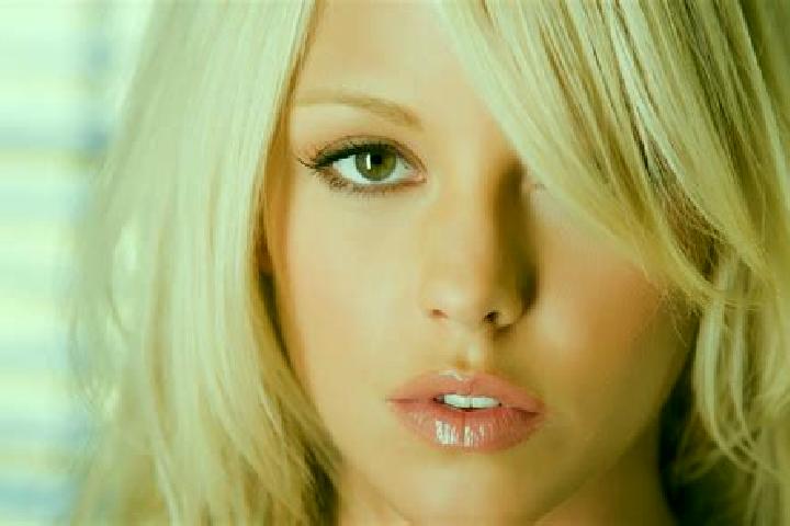 Lily, 35, a blonde brown-eyed european companion based in Kenneth City. Offering Couples, Girlfriend Experience, Fetish, CIM, A-Level. Available for incall a...