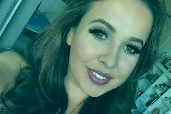 Lily, 35, a blonde brown-eyed middle eastern companion based in Grossbothen. Offering Roleplay, Massage, Erotic Massage, Overnight, 69. Available for incall ...