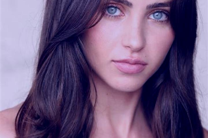 Lily, 35, a brunette brown-eyed mediterranean companion based in Twin Lakes. Offering GFE, Dinner Date, Duos. Available for incall and outcall, overnight boo...