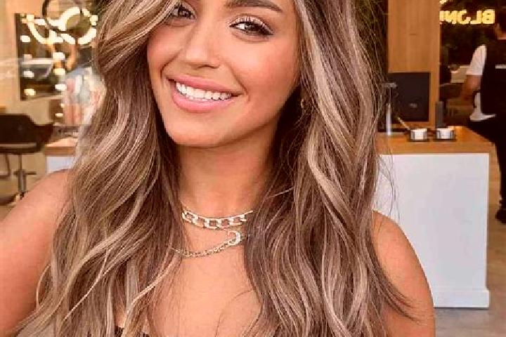 Lily, 35, a dark blonde brown-eyed middle eastern companion based in Benesat. Offering Duos, Couples, Massage. Available for incall and outcall, day and even...