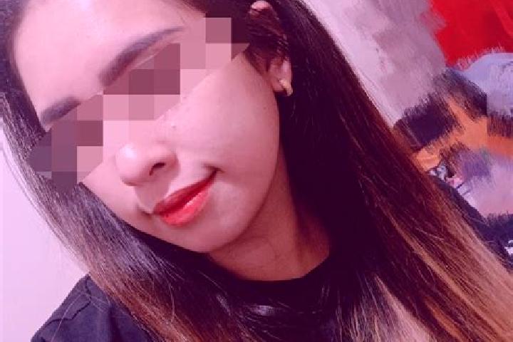 Lily, 35, a red dark-eyed middle eastern companion based in Gimampang. Offering Party Girl, OWO, Couples. Available for incall and outcall, overnight booking...