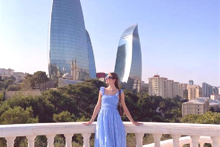 Lily, 35 — Escort in Ahmadbayli, Azerbaijan