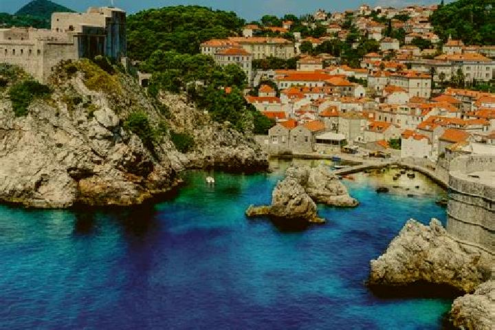 Lily, 35 — Escort in Grizane, Croatia