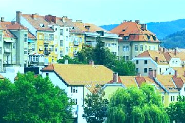 Lily, 35 — Escort in Moravce, Slovenia