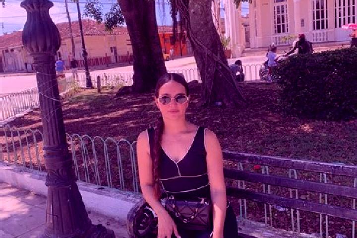Lily, 35 — Escort in Placetas, Cuba