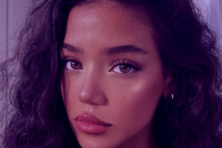 Lily, 36, a black brown-eyed european companion based in Pontoise. Offering Travel Companion, OWO, Girlfriend Experience. Available for incall and outcall, d...