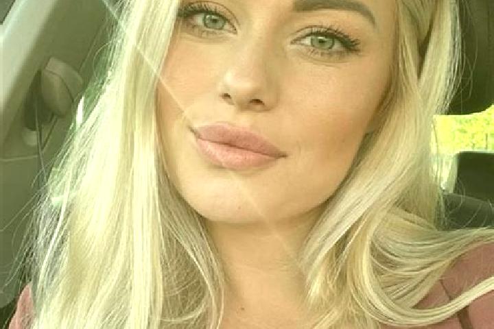 Lily, 36, a blonde hazel-eyed asian companion based in Nova Lesna. Offering Couples, Overnight, Erotic Massage. Available for incall and outcall, day and eve...