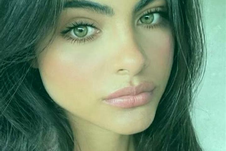 Lily, 36, a brunette green-eyed slavic companion based in Wanghai. Offering Roleplay, Couples, Striptease. Available for incall and outcall, day and evening ...