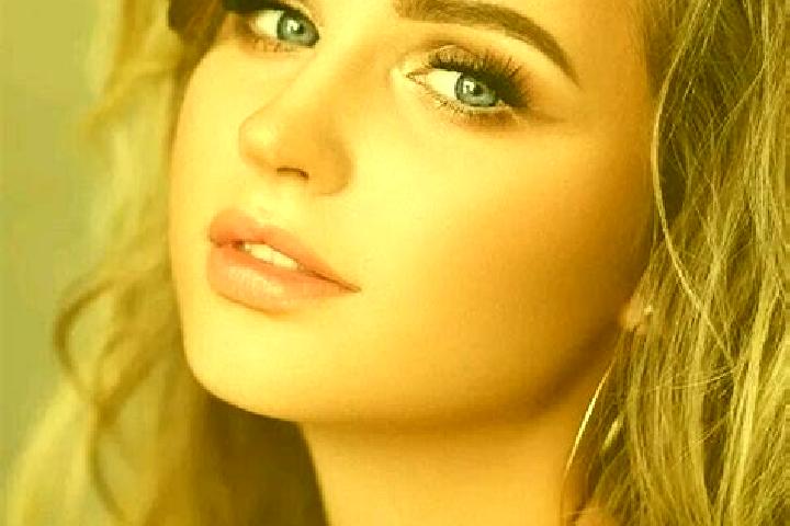 Lily, 36, a dark blonde blue-eyed asian companion based in Villanueva de Algaidas. Offering Girlfriend Experience, Tantra, Erotic Massage, Domination, OWO. A...