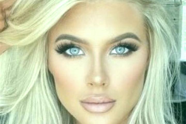 Lily, 36, a platinum blonde hazel-eyed ebony companion based in Schoenhorst. Offering Domination, Massage, Tantra. Available for incall and outcall, day and ...