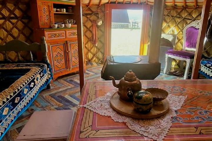 Lily, 36 — Escort in Chiri-Yurt, Russia