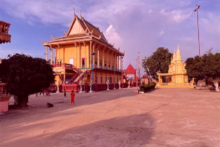 Lily, 36 — Escort in Khum Angkor Ban, Cambodia