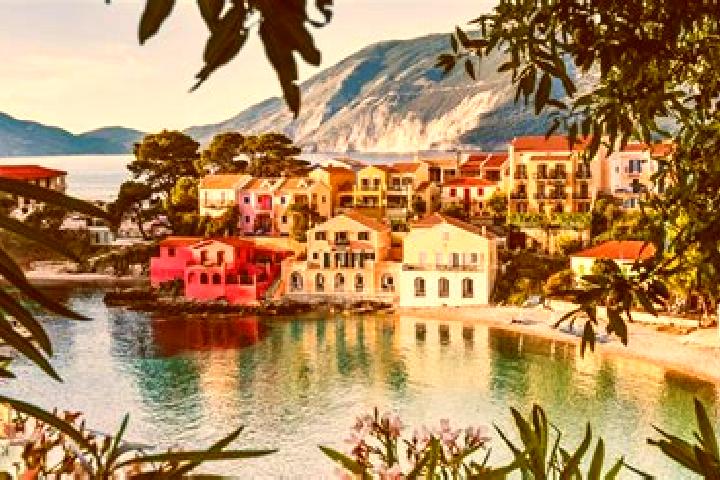 Lily, 36 — Escort in Svoronata, Greece