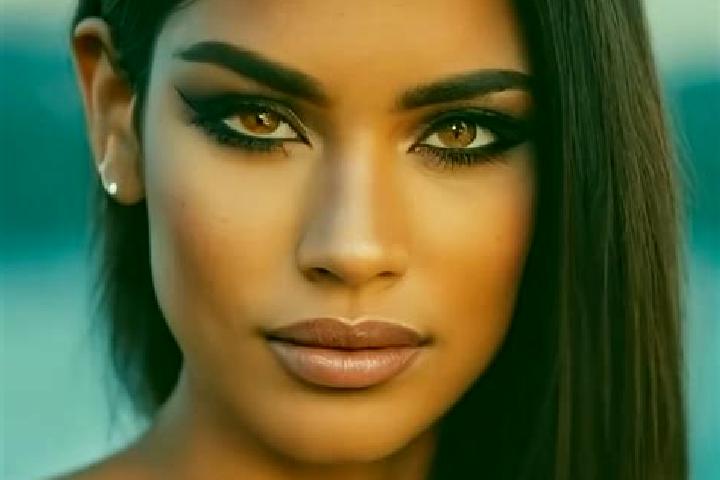 Lily, 37, a black green-eyed latina companion based in Pump Hill. Offering Party Girl, CIM, Couples, Fetish. Available for incall and outcall, overnight book...