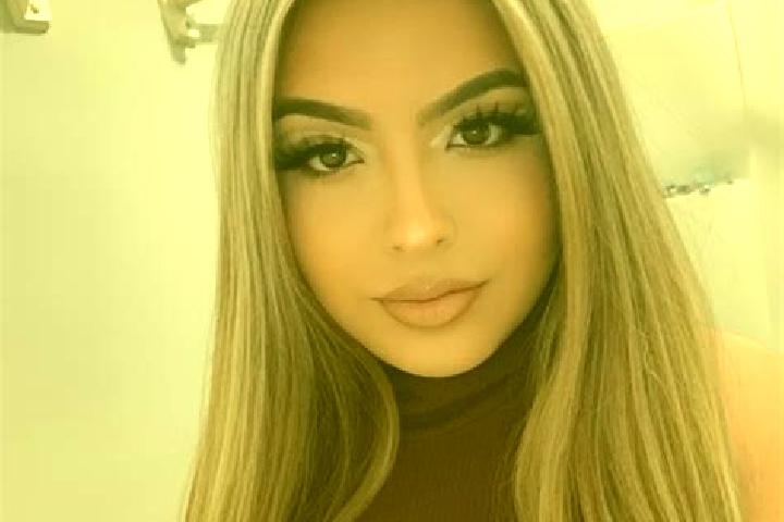 Lily, 37, a blonde brown-eyed latina companion based in Cleanov. Offering GFE, Fetish, Prostate Massage, Duos. Available for incall and outcall, day and even...