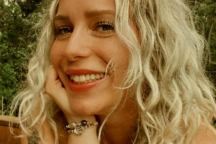 Lily, 37 — Escort in Champier, France