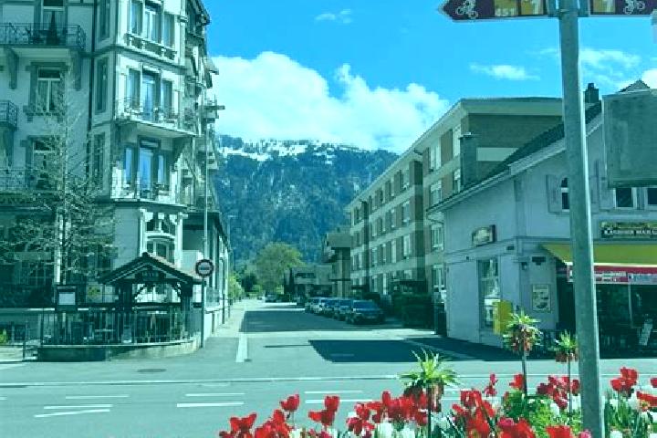 Lily, 37 — Escort in Hornussen, Switzerland