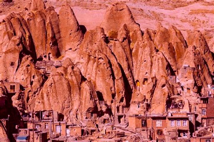 Lily, 37 — Escort in Kandovan, Iran