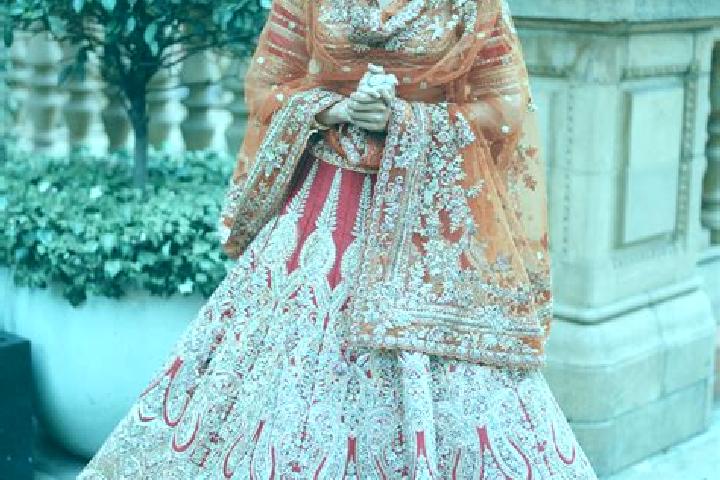 Lily, 37 — Escort in Panipat Taraf Rajputan, India