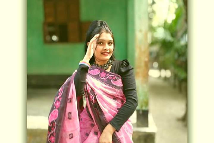 Lily, 37 — Escort in Phulpur, India