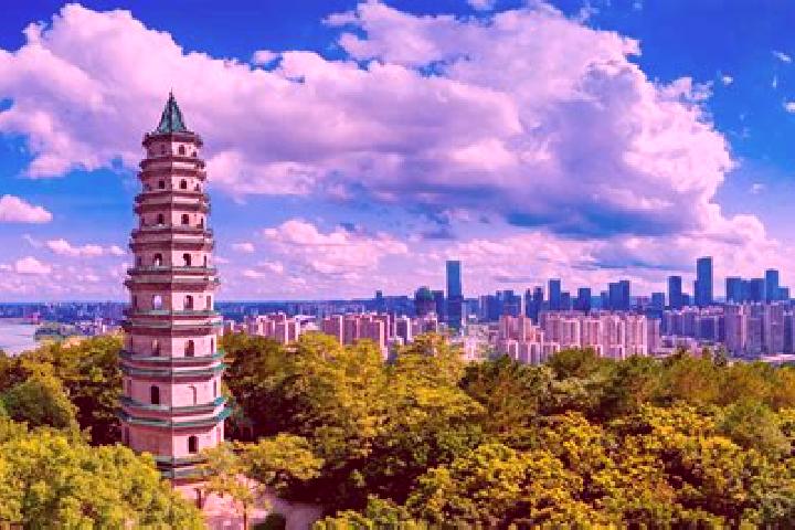 Lily, 37 — Escort in Qingxiu, China