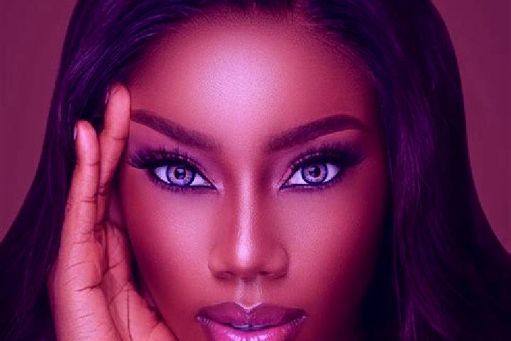 Lily, 38, a black blue-eyed ebony companion based in Lovendegem. Offering Couples, Travel Companion, Striptease, Dinner Date. Available for incall and outcal...