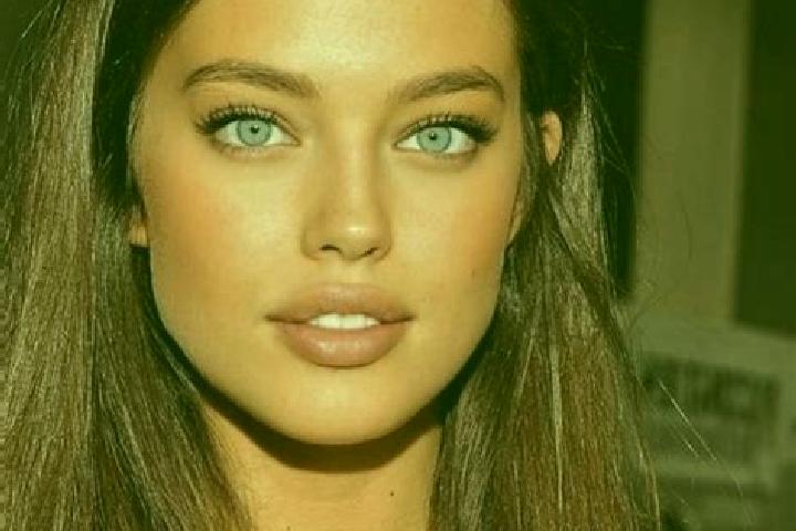 Lily, 38, a brunette blue-eyed mediterranean companion based in Kingsland. Offering Travel Companion, Deep French Kissing, 69, Tantra. Available for incall a...