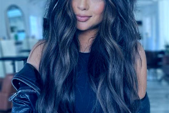 Lily, 38, a brunette dark-eyed caribbean companion based in Hemau. Offering Overnight, Striptease, Dinner Date, Duos. Available for incall and outcall, overn...