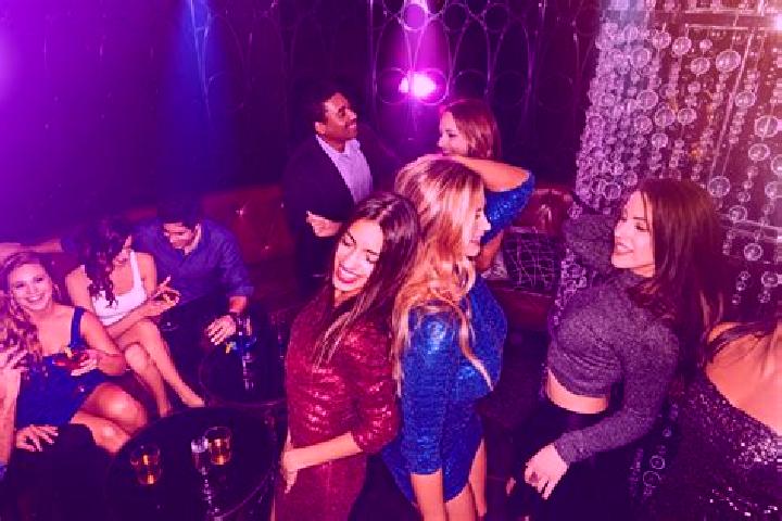 Lily, 38, a red green-eyed european companion based in Ville-sur-Jarnioux. Offering Dinner Date, Striptease, Party Girl, BDSM. Available for incall and outca...
