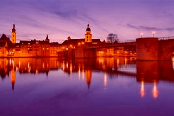 Lily, 38 — Escort in Kitzingen, Germany