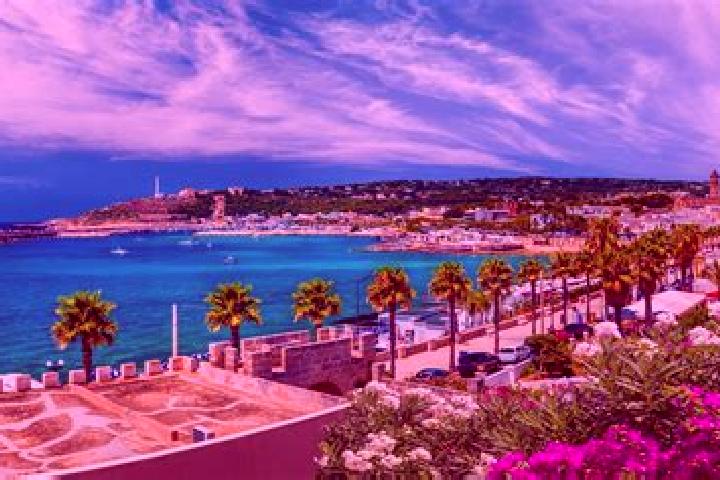 Lily, 38 — Escort in Santa Maria di Leuca, Italy