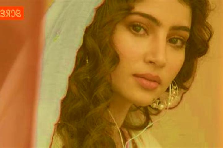 Lily, 39, a auburn grey-eyed middle eastern companion based in Dera Murad Jamali. Offering A-Level, Deep French Kissing, Erotic Massage, OWO. Available for i...