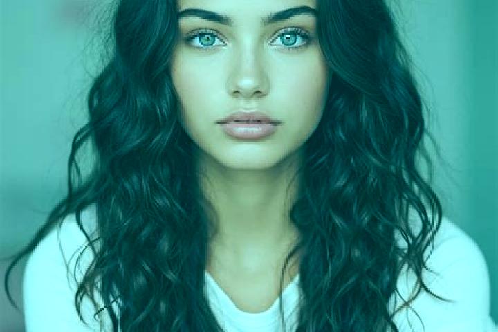 Lily, 39, a brunette brown-eyed mediterranean companion based in Motta Montecorvino. Offering Party Girl, BDSM, Prostate Massage, 69, Travel Companion. Avail...