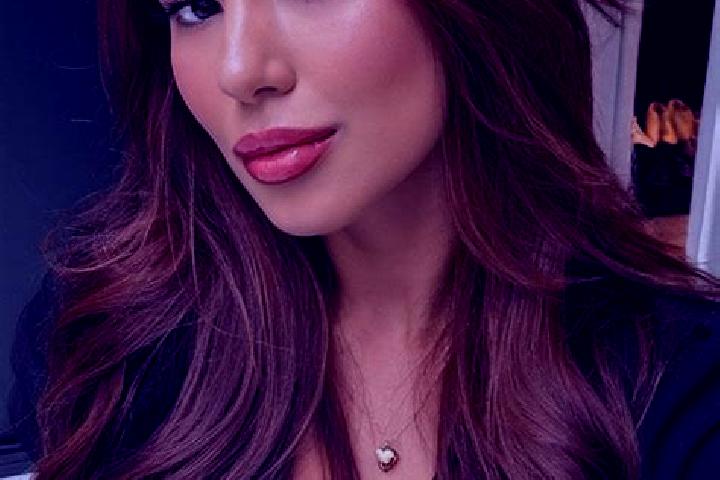 Lily, 39, a chestnut brown-eyed latina companion based in West Hazleton. Offering Domination, Couples, A-Level, Massage. Available for incall and outcall, ov...